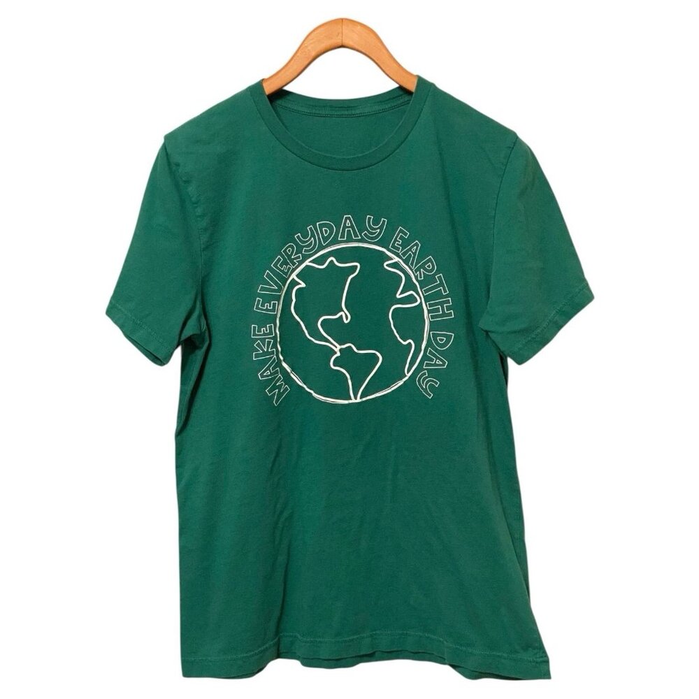 Green Earth Day S/S T-Shirt Men's Size L Tee Make Everyday Earth Day